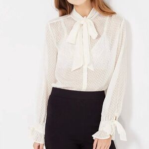 Banana Republic Cream Textured Blouse